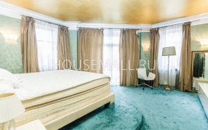 Аренда 5-комн. квартиры  200  м²