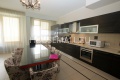 12816small.jpg