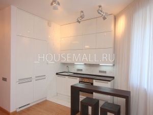 Аренда 3-комн. квартиры  120  м²