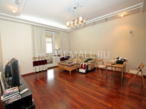 Аренда 3-комн. квартиры  130  м²