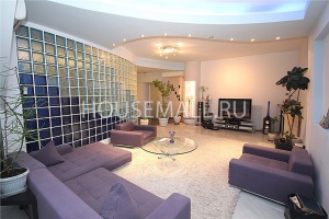 Продажа 4-комн. квартиры  200  м²