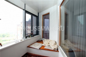 Продажа 4-комн. квартиры  230  м²