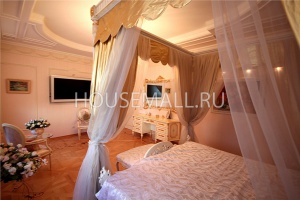 Аренда 6-комн. квартиры  280  м²