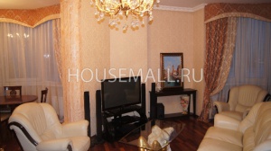 Продажа 3-комн. квартиры  128  м²