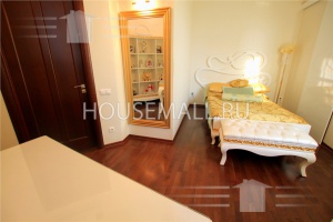 Продажа 4-комн. квартиры  154  м²