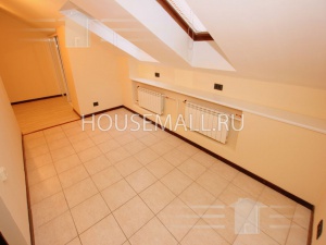 Продажа 4-комн. квартиры  240  м²