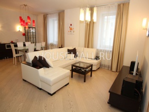 Аренда 3-комн. квартиры  110  м²