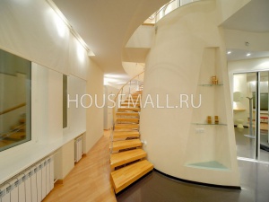 Аренда 5-комн. пентхауса  250  м²